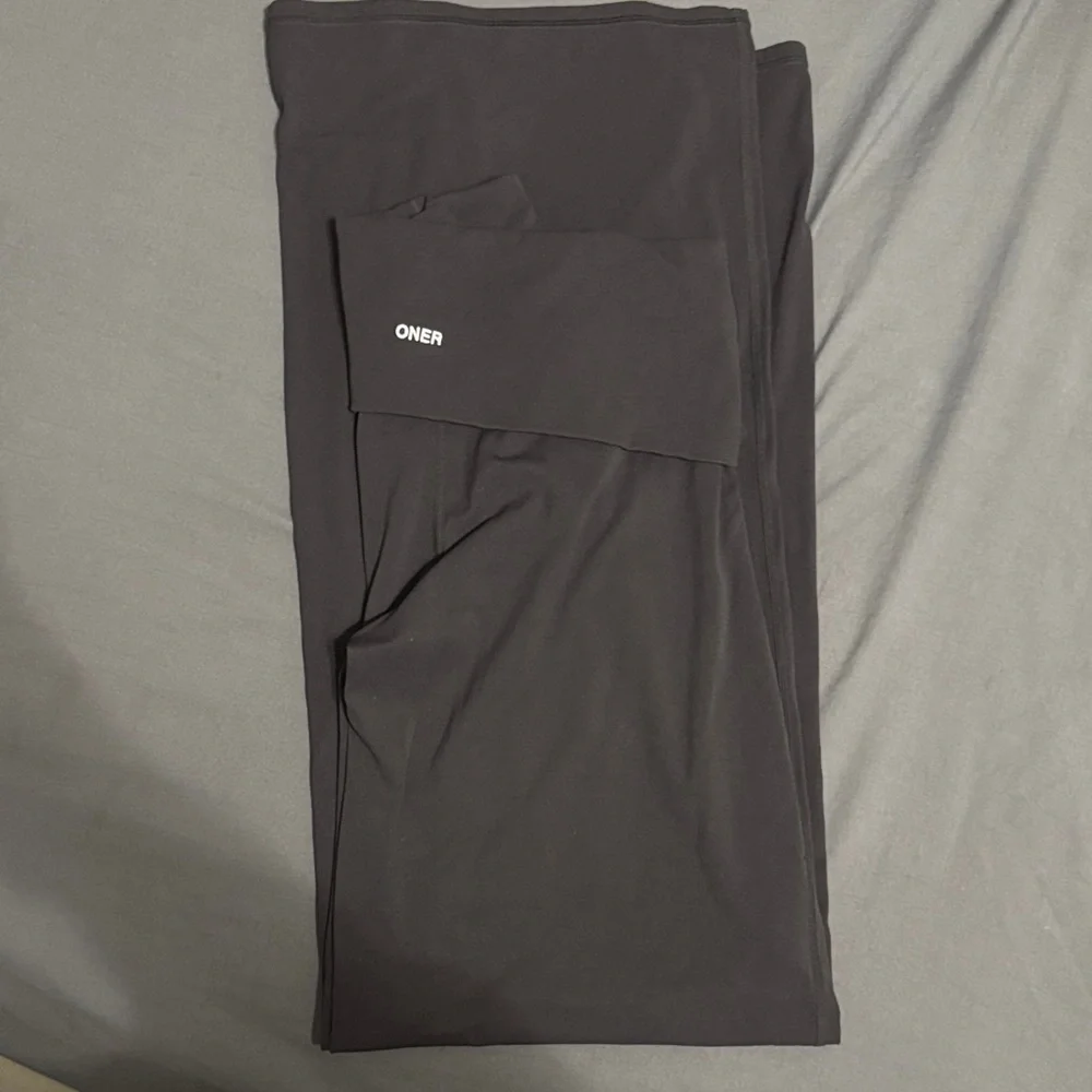 Oner Active Softmotion Foldover Straightleg Bottoms - Picture 2 of 3